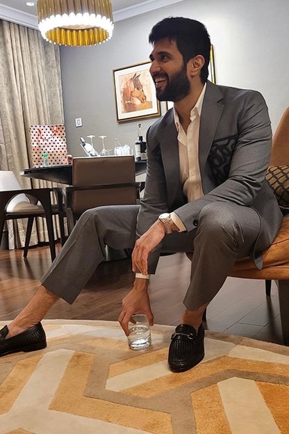 VIJAY DEVERAKONDA IN SHUTIQ-CELEBRITY CLOSET